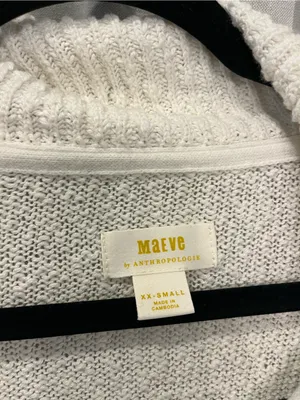 Maeve Cropped Striped V-Neck Sweater in Navy and Cream thumbnail 3