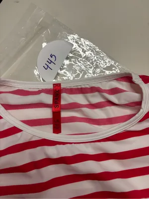 Spanx L/S Stripe Sun Shirt UPF 50 Stretch Size Large Red White Stripes New Waldo thumbnail 5