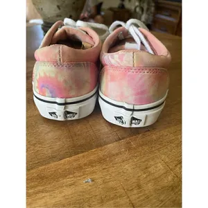 Vans Off The Wall Shoes Tie Dye Canvas Lace Up Sneaker Skate Flats Size US Women thumbnail 2