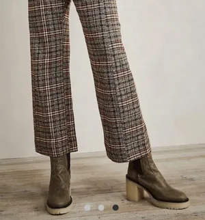 Free People James Chelsea Lug Sole Boots in Brown/Olive Green thumbnail 3