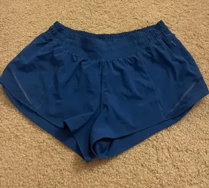 Lululemon Hotty Hot Shorts 2.5" Low-Rise thumbnail 1