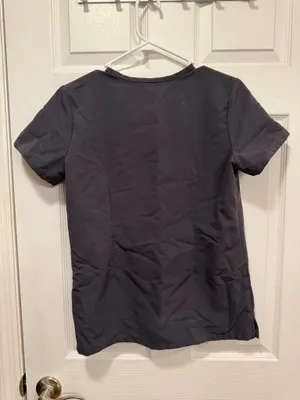 FIGS Scrub Top thumbnail 2