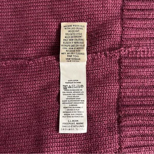 L.L. Bean Women’s Purple Magenta Cable Knit Fishermans Crew Neck Sweater Plum M thumbnail 5