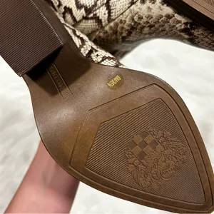 Vince Camuto Gigietta Snakeskin Ankle‎ Booties Pointed Toe Block Heel Tan 6M thumbnail 6