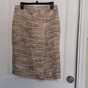 Zara Woman Skirt Size 8 thumbnail 4