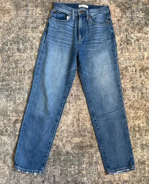 Madewell The Mom Jean High Rise Jeans Medium Wash Size 24 thumbnail 1
