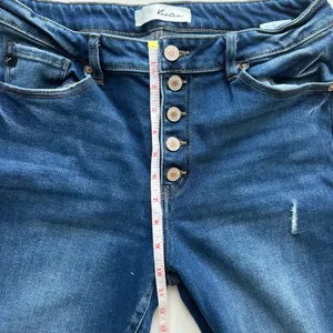 Kancan Women’s size 15/31 buttonfly Raw Hem Denim Jeans thumbnail 6