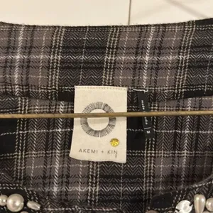 Anthropologie Akemi + Kin plaid flannel embellished pearl top M thumbnail 6