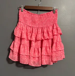 The Impeccable Pig pink floral ruffle tiered skirt smocked waistband thumbnail 1