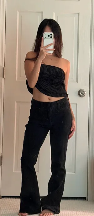 Hollister High-Rise Wide-Leg Jeans thumbnail 1