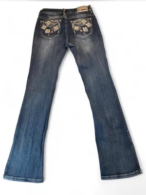 Grace in LA low rise bootcut jeans with embroidered floral details on pockets, size 28 #bootcut #embroidered thumbnail 2