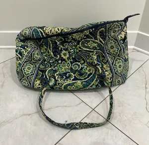 FLAWED Vera Bradley Rythm & Blue Paisley Print Travel Bag thumbnail 1