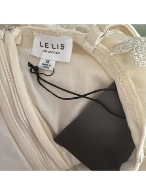 Le Lis Collection Womens Medium Cream Mesh Butterfly Embroidered Bodysuit NWT thumbnail 3