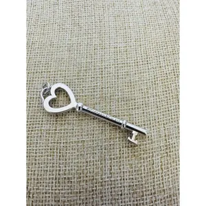 Tiffany & Co Elegant Large Sterling Silver Open Heart Key Pendant Only W/Box‎ thumbnail 7