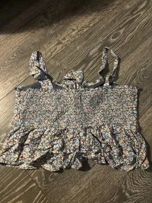 American Eagle Crop Top thumbnail 2
