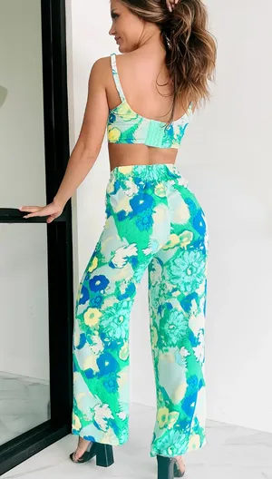 These Three Boutique floral set  thumbnail 4
