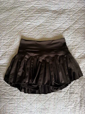 Gold Hinge Gold Skirt thumbnail 2