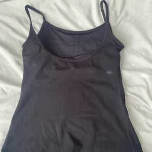 workout top Black thumbnail 4
