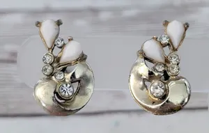 Vintage Screw On Earrings Gold Tone, Clear & White - Condition Issues thumbnail 1