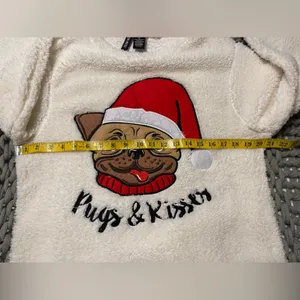 Kristin Nicole White Christmas Pugs & Kisses Sherpa sweater women size Medium thumbnail 5