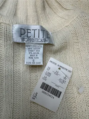 NWT Women’s PETITE SOPHISTICATE Wool Sweater Pullover TOP Winter New Sz S thumbnail 3