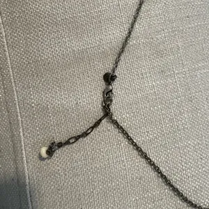 Necklace thumbnail 3