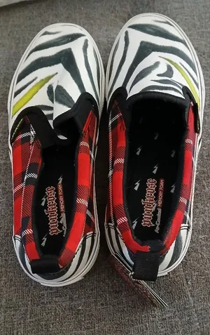 NWT Skechers Punkrose Memory Foam VEGAN Zebra & Red Plaid Slip-On's, Size 8.5 🌺 thumbnail 1