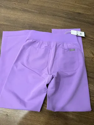 FIGS Scrub Pants thumbnail 3