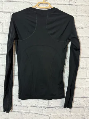 Athleta Black Long-Sleeve Crewneck Performance Tee, XS thumbnail 2
