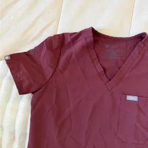 Figs Maroon V-Neck Scrub Top thumbnail 3