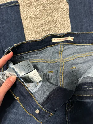 Levi’s Jeans 724 High-Rise Straight thumbnail 4