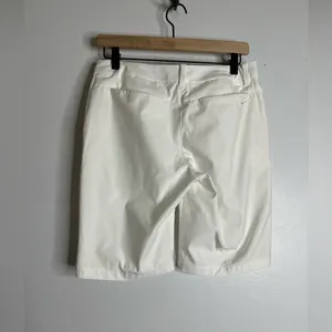 Nike Dri Fit Size 4 White Golf Shorts‎ CP0591 thumbnail 2