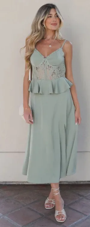 Romantic lace bustier peplum VICI Dress thumbnail 1