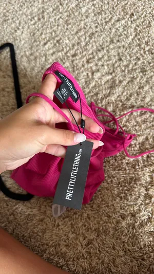 Pretty Little Thing Pink Bodycon Dress thumbnail 7