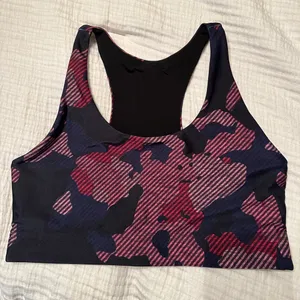 Terez Hi- Shine Sports Bra in Camo - NWOT - Size XL thumbnail 3