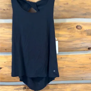 NWT Tavi Breezy Tank size Large Black thumbnail 4