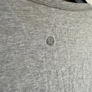 Lululemon Gray Knot a Problem Long Sleeve V-Neck Tee Womens M Athletic thumbnail 6