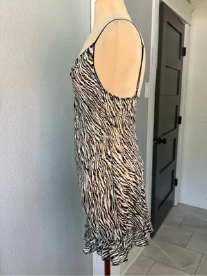 Victoria's Secret Sheer Lace Zebra Print Slip - Black & White Size Large thumbnail 2