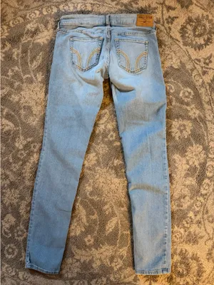 Hollister Low-Rise Skinny Jeans thumbnail 5