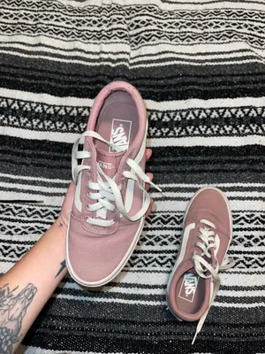 Women’s Vans Skate Shoes thumbnail 6