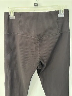 Athleta Elation Ultra High Rise Rib Legging Sz Large Yoga Pilates Pickleball thumbnail 8