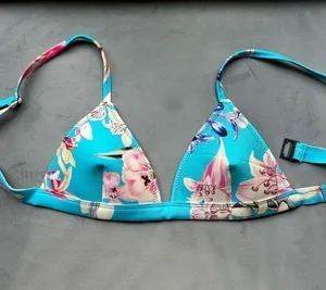 triangl bikini top thumbnail 1