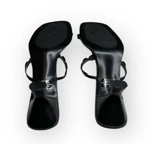 new Bandolino 𒀭 T Strap Kitten Heels Mules Sandals 𒀭 Black Leather 𒀭 10M 𒀭 SJP thumbnail 14