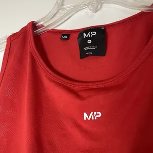 MP red camo workout tank top size medium thumbnail 2