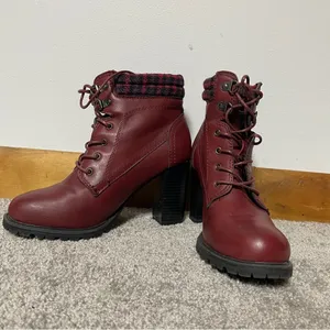 Dolce by Mojo Moxy WitchyFaux‎ leather Red-burgundy ankle boot Whimsigoth Size 8 thumbnail 12