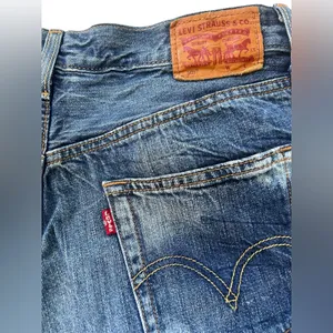 Levi’s Classic Dark acid Blue Denim Cutoff Shorts thumbnail 3
