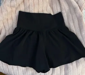OFFLINE by Aerie Shorts Crossover thumbnail 1