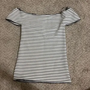 Maeve Anthropologie Top thumbnail 2
