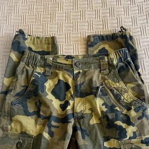 Women’s Camouflage Cargo Pants - Green Camo thumbnail 6