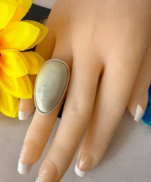 Semi Precious Stone Ring, Size 8 Green thumbnail 1